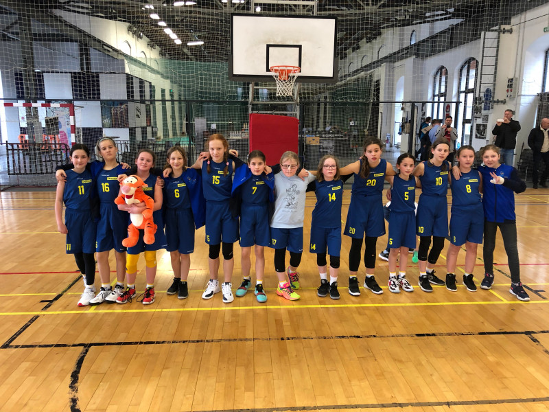Dívky U12 prohra  v Ostravě
